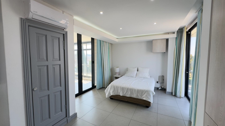 5 Bedroom Property for Sale in Wonderwater Free State